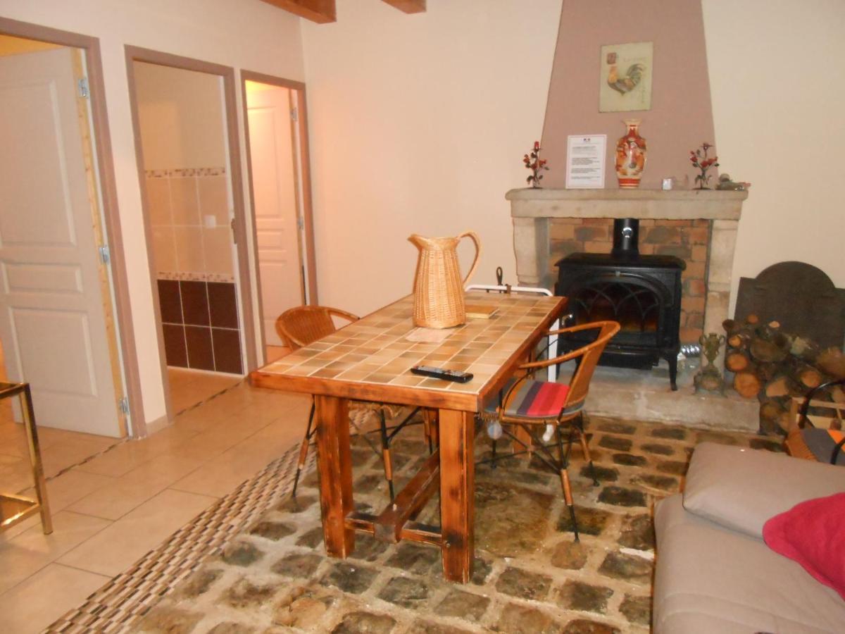 La Dame Blanche Bed & Breakfast Saint-Maurice-d'Ibie ภายนอก รูปภาพ
