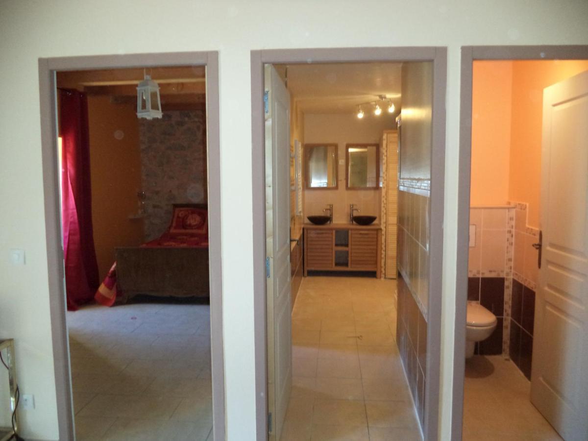 La Dame Blanche Bed & Breakfast Saint-Maurice-d'Ibie ภายนอก รูปภาพ