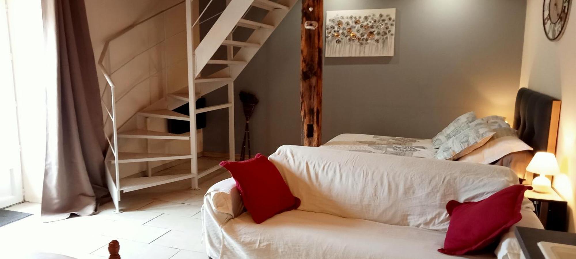La Dame Blanche Bed & Breakfast Saint-Maurice-d'Ibie ภายนอก รูปภาพ