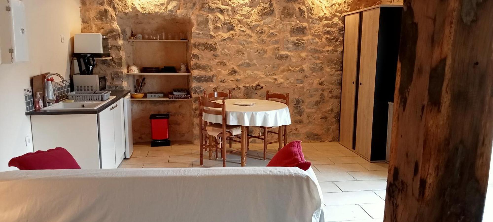 La Dame Blanche Bed & Breakfast Saint-Maurice-d'Ibie ภายนอก รูปภาพ